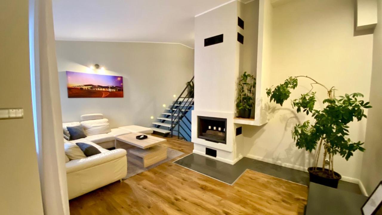 Yose - 160 M2 Na Wylacznosc